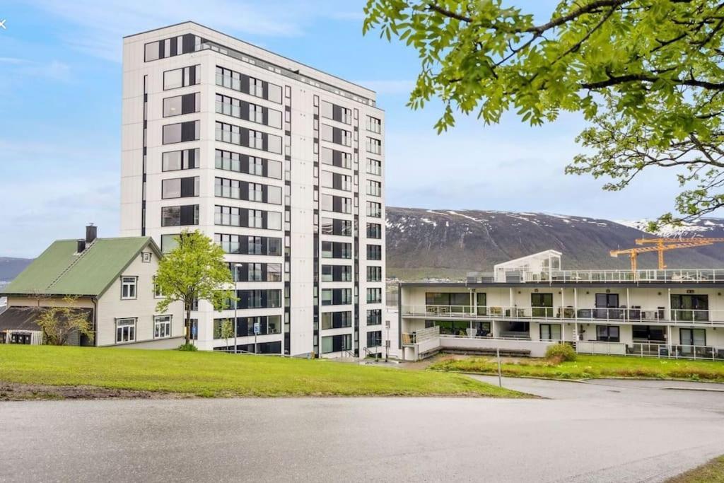 טרומסה City Center 7Th Floor Apartement With Beautiful View מראה חיצוני תמונה