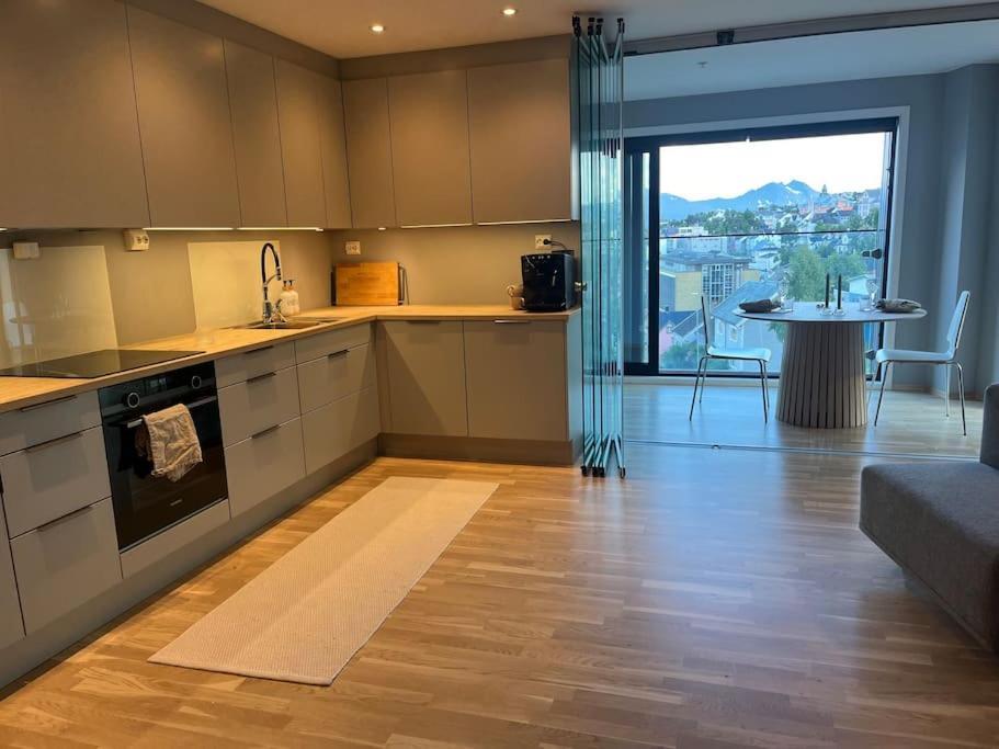 טרומסה City Center 7Th Floor Apartement With Beautiful View מראה חיצוני תמונה