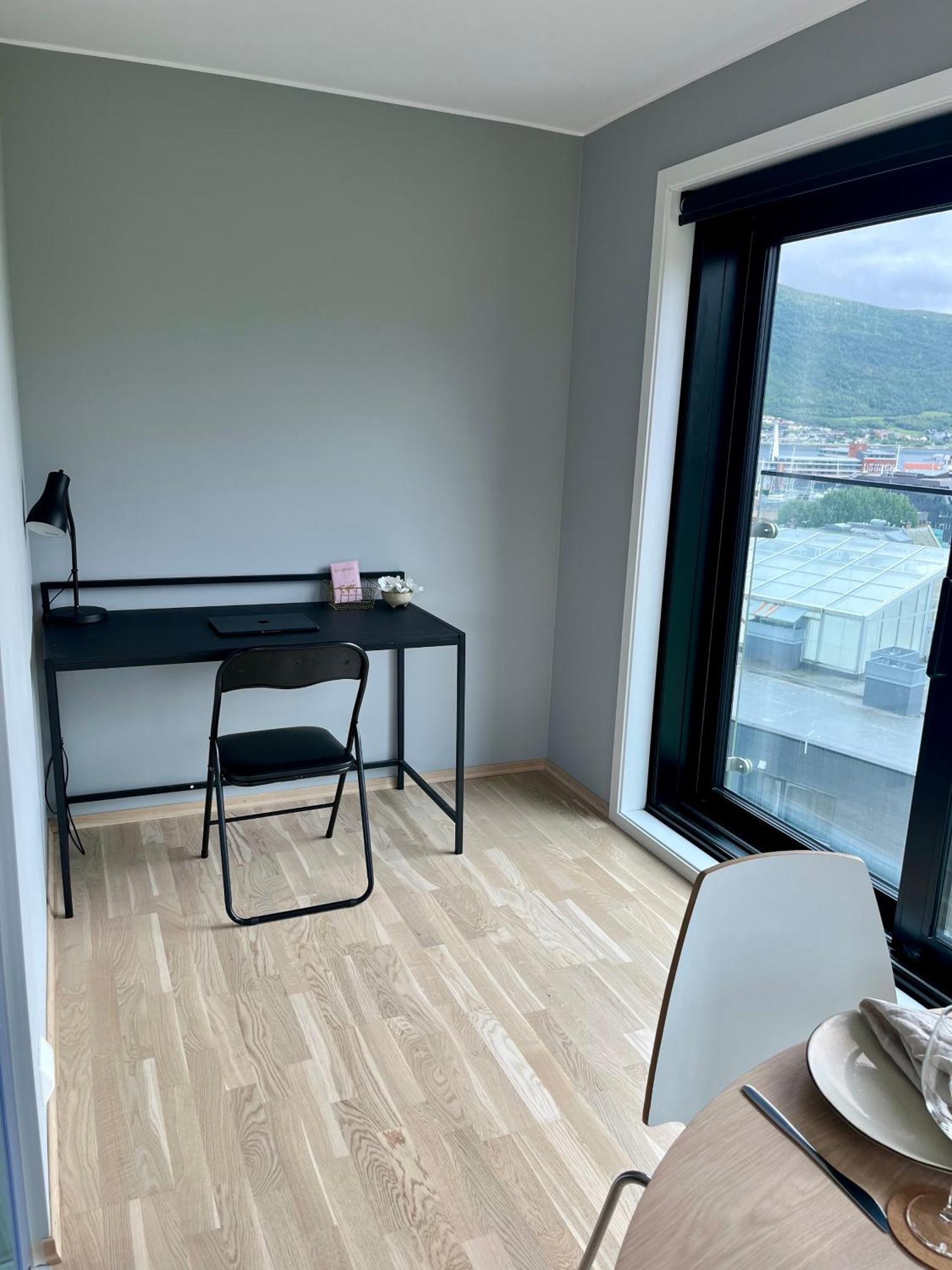 טרומסה City Center 7Th Floor Apartement With Beautiful View מראה חיצוני תמונה
